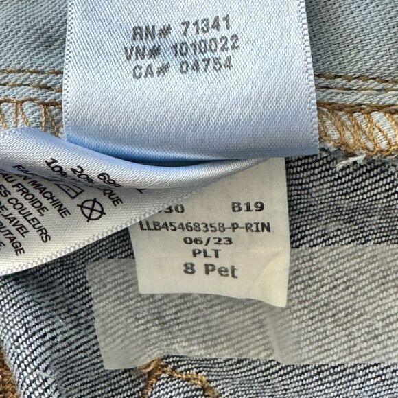 LL BEAN Women's BeanFlex Jeans, Mid-Rise Straight-Leg sz 8P - Picture 6 of 9